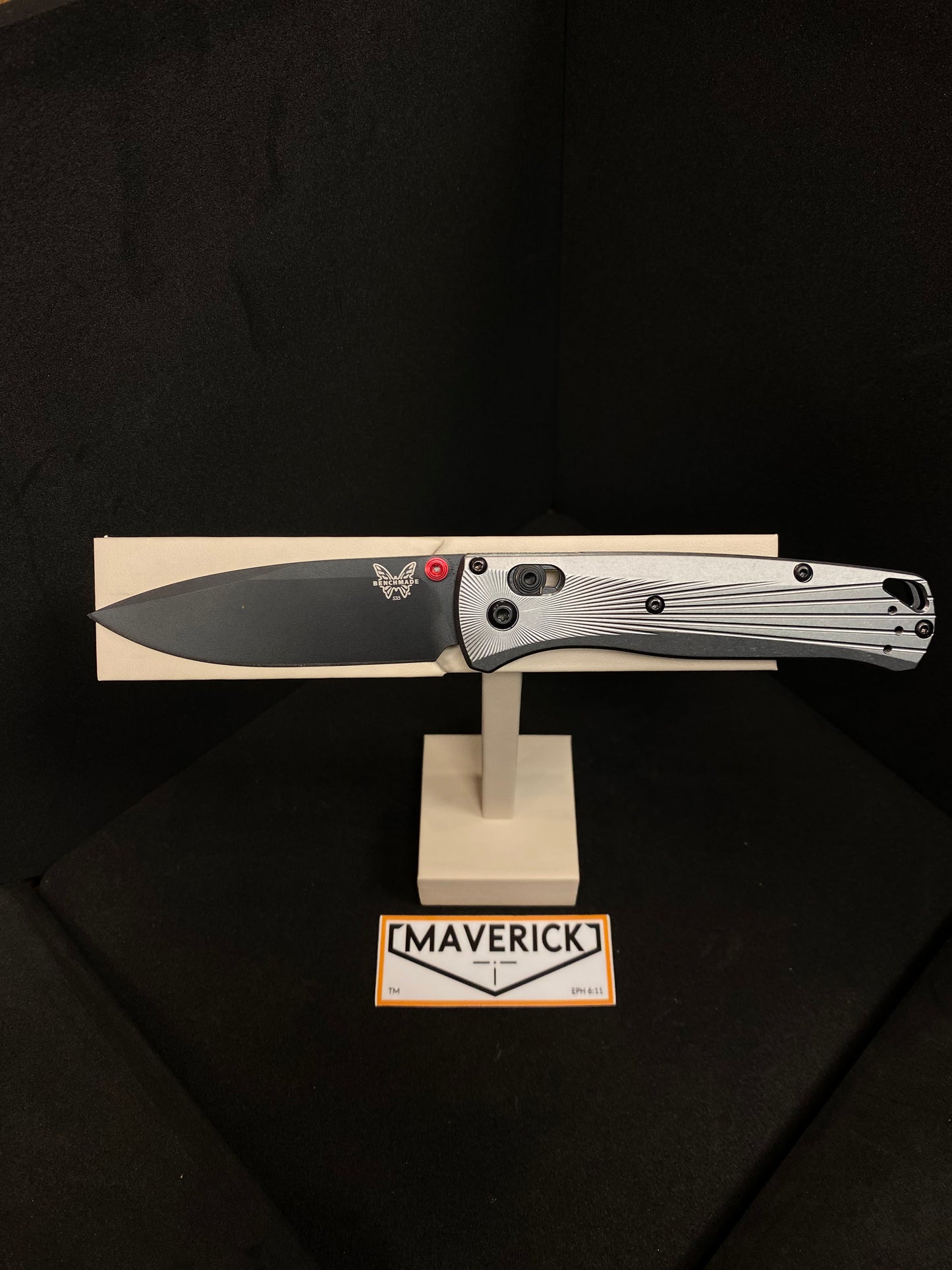 Benchmade Bugout - CPM-M390 Manual Open