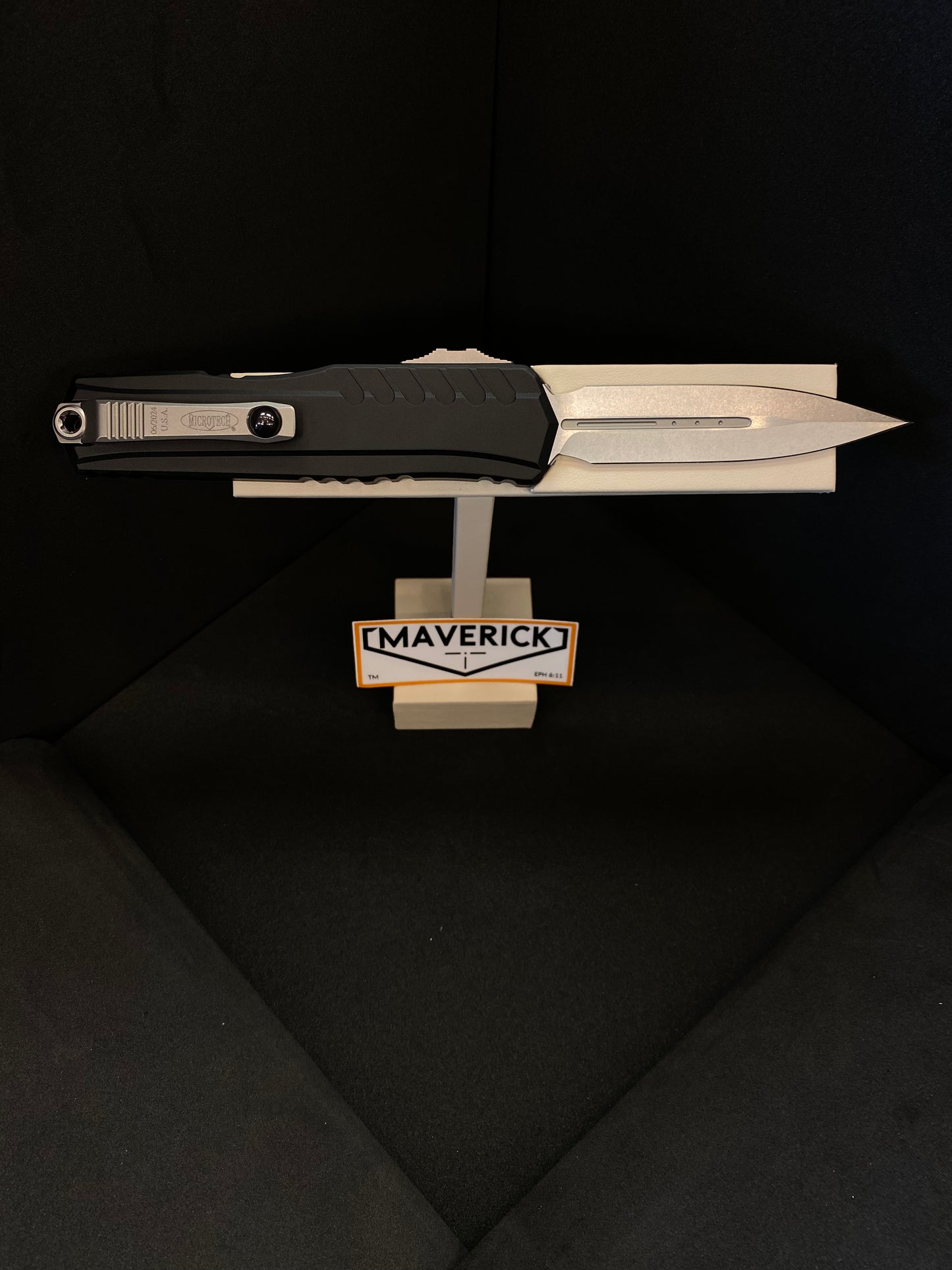 Microtech Cypher II - D/E Stonewash Standard Blade Black Handle