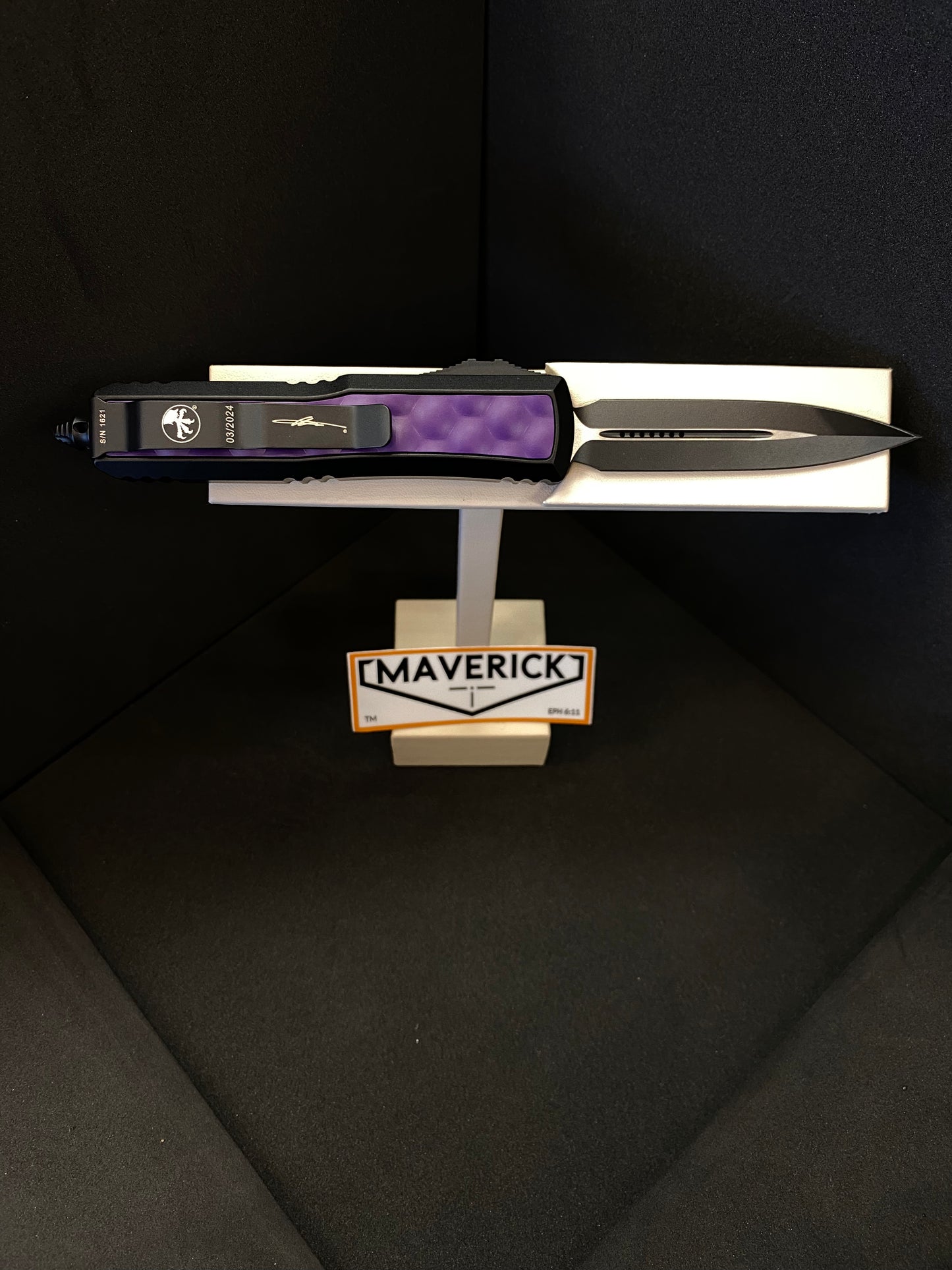 Microtech Daytona - D/E Signature Series Black Blade Purple Bubble Inlay Handle