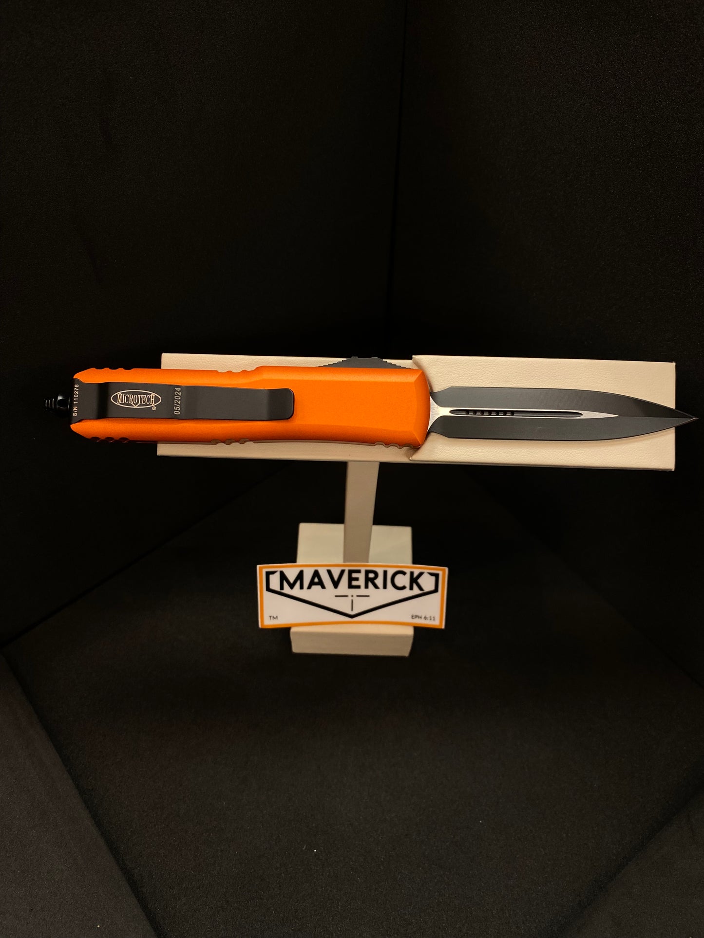 Microtech UTX-85 - D/E Black Standard, Orange Handle