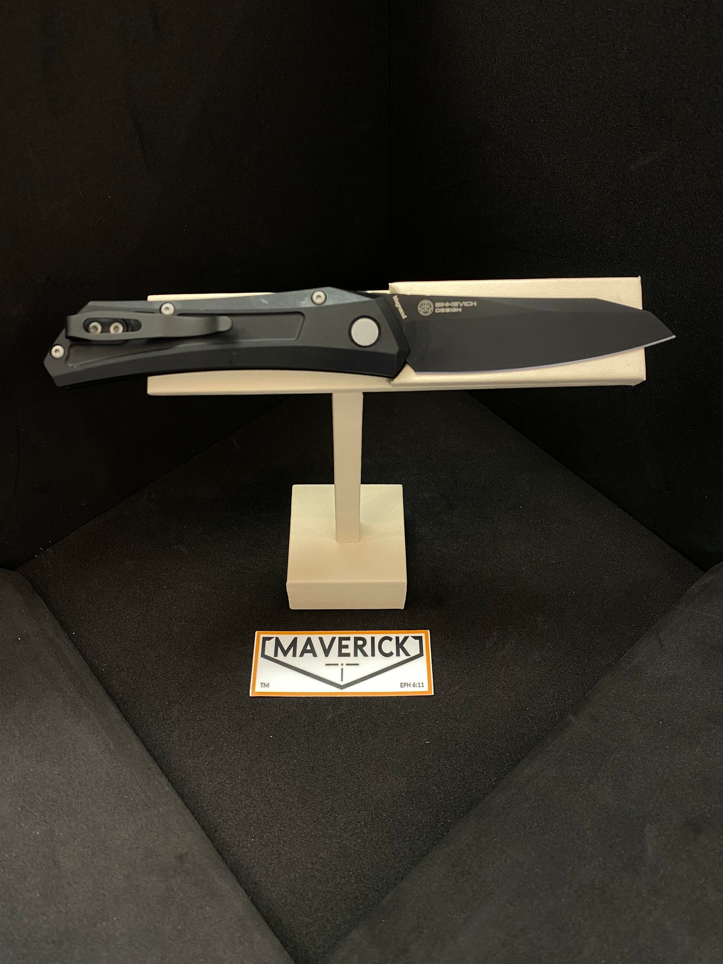 Pro-Tech Oligarch - Black Aluminum Handle, DLC Black Blade