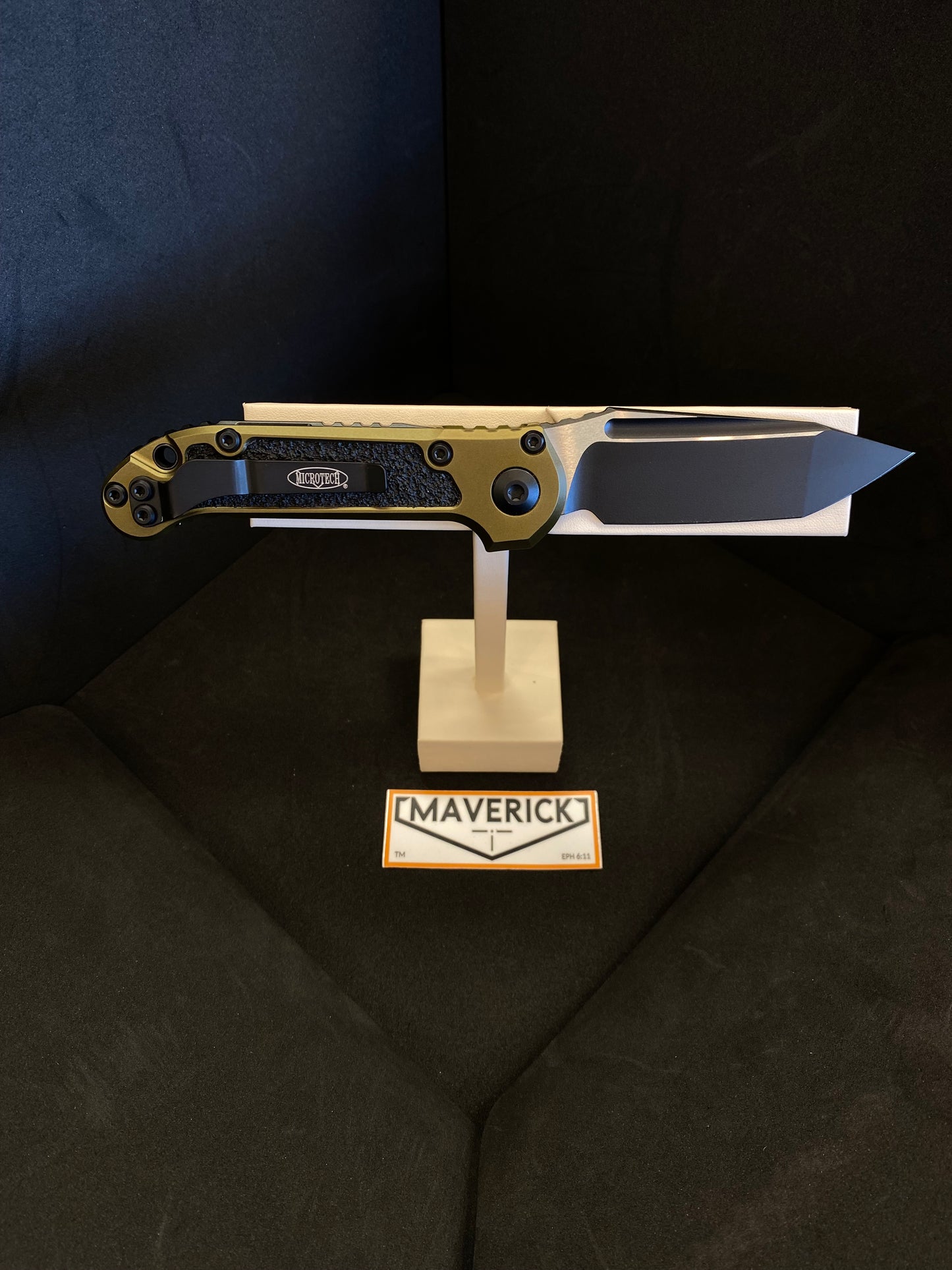 Microtech L.U.D.T - T/E Gen III Standard Black Blade OD Green Handle