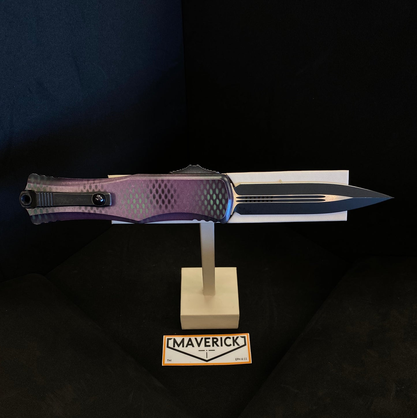 Microtech Hera II Signature Series