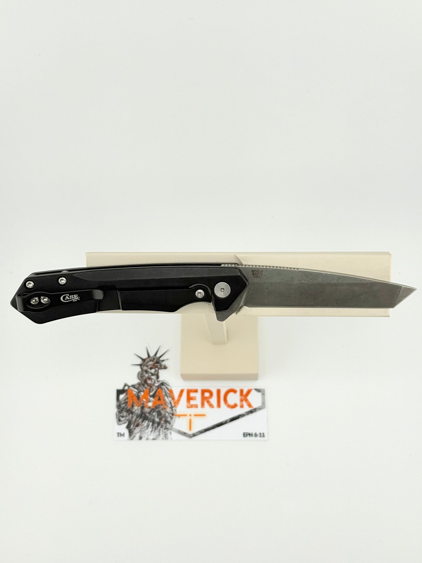 Case Kinzua - Black Anodized Aluminum Milled Tanto S35VN Steel
