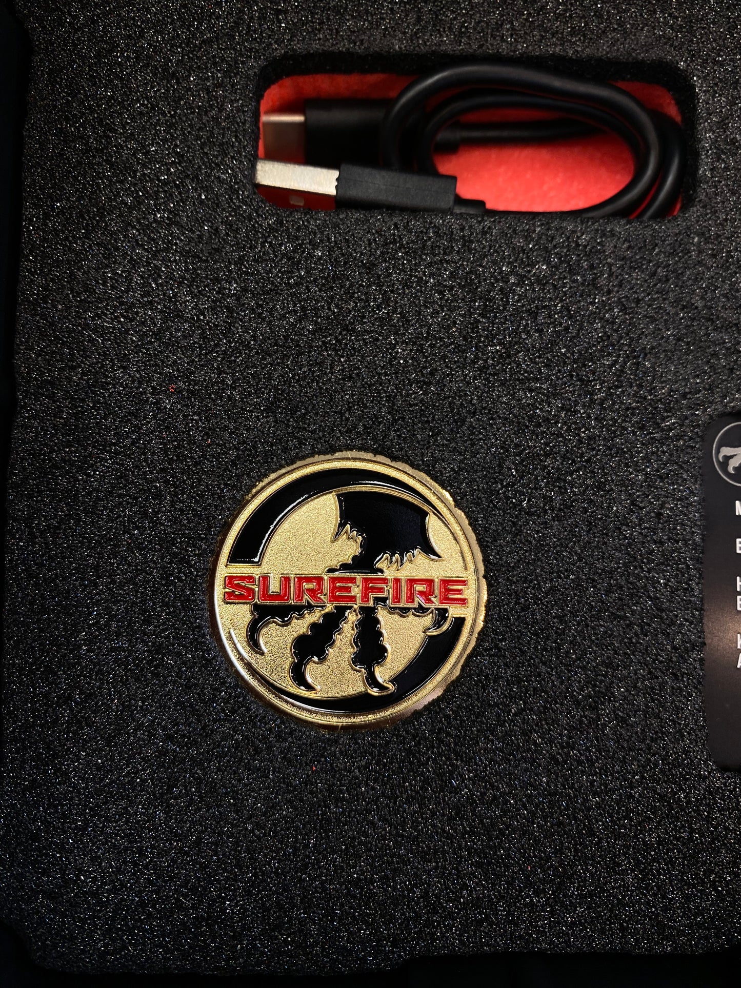 Microtech / Surefire Luminary - D/E Stiletto Pro II Collaboration Zero Blade Play Stonewash Standard Blade Black Handle