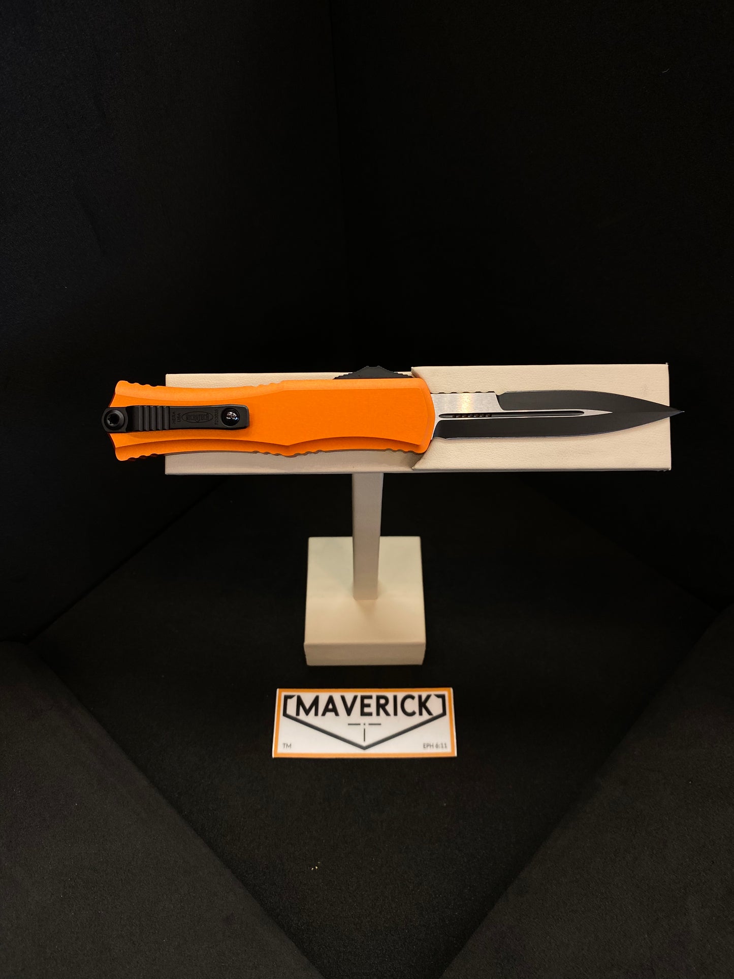 Microtech Hera II Mini - Bayonet Black Blade Orange Handle