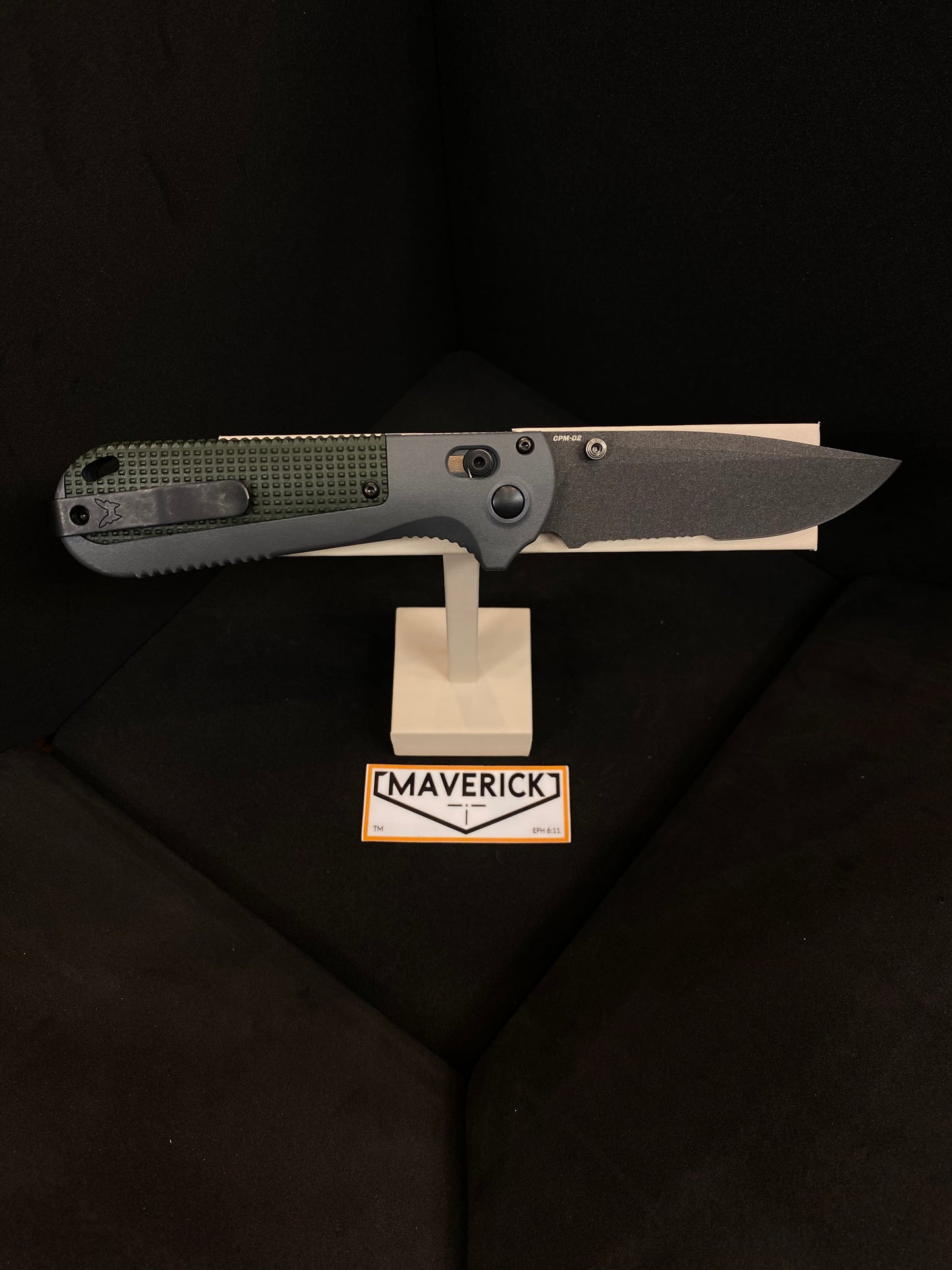 Benchmade Redoubt - CPM-D2 Manual Open