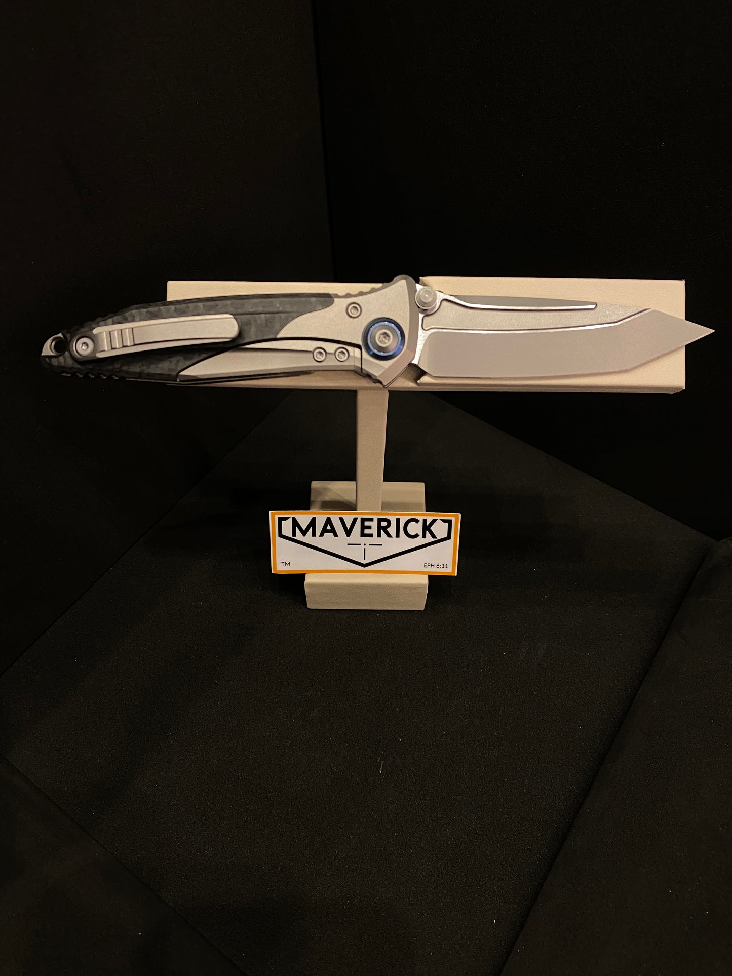 Microtech Socom Bravo Mini - T/E Bead Blasted Standard Blade Blue Titanium Pivot Collar Carbon Fiber Scales Titanium Handle