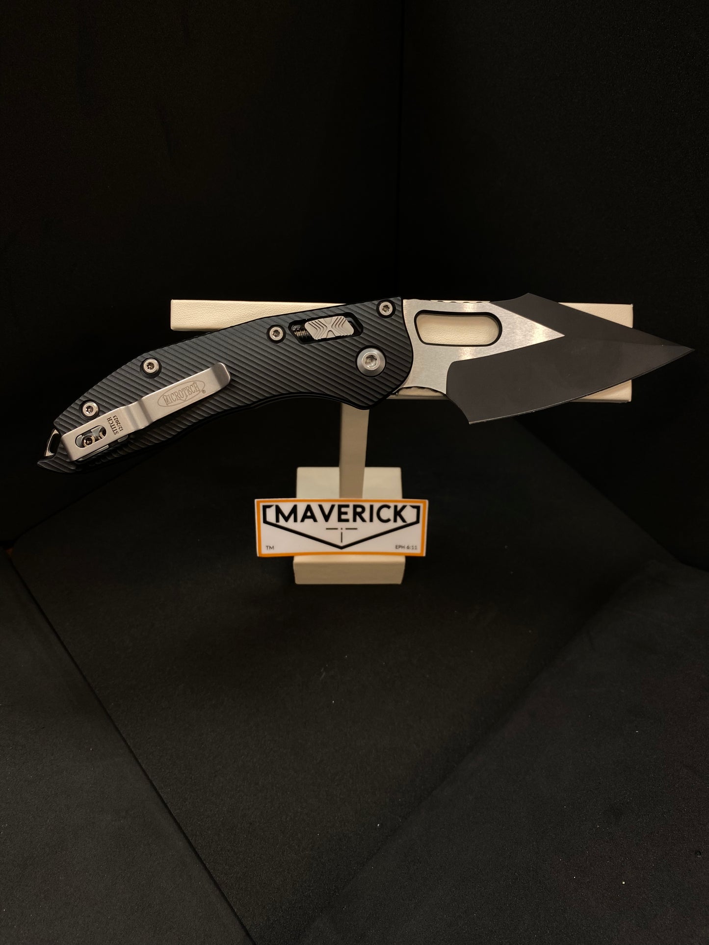 Microtech Stitch - RAM-LOK S/E Standard Black Blade Fluted Black Handle