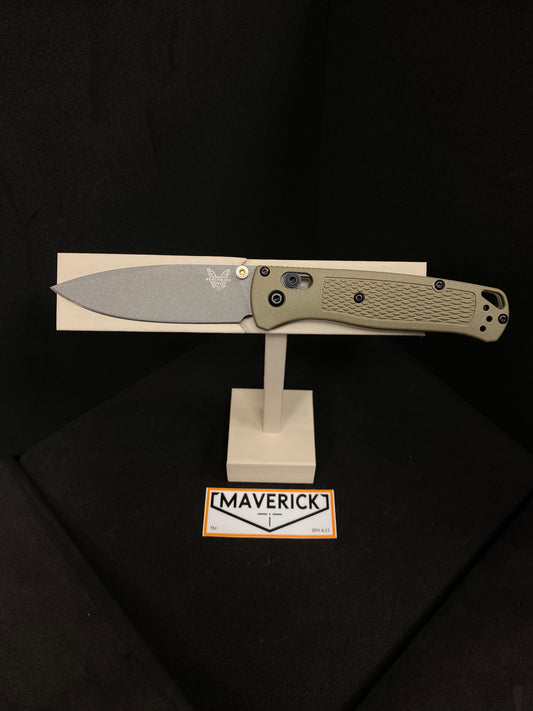 Benchmade Bugout - CPM-S30V Manual Open