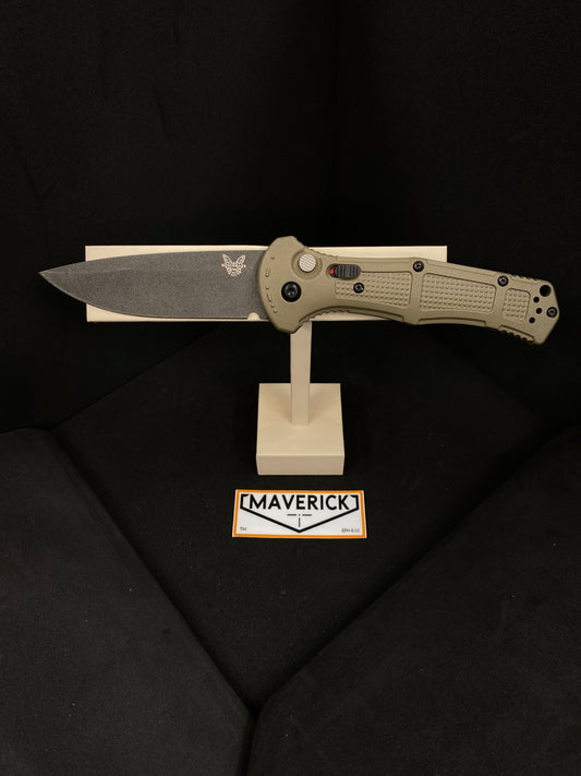 Benchmade Claymore - CPM-D2 Auto Open