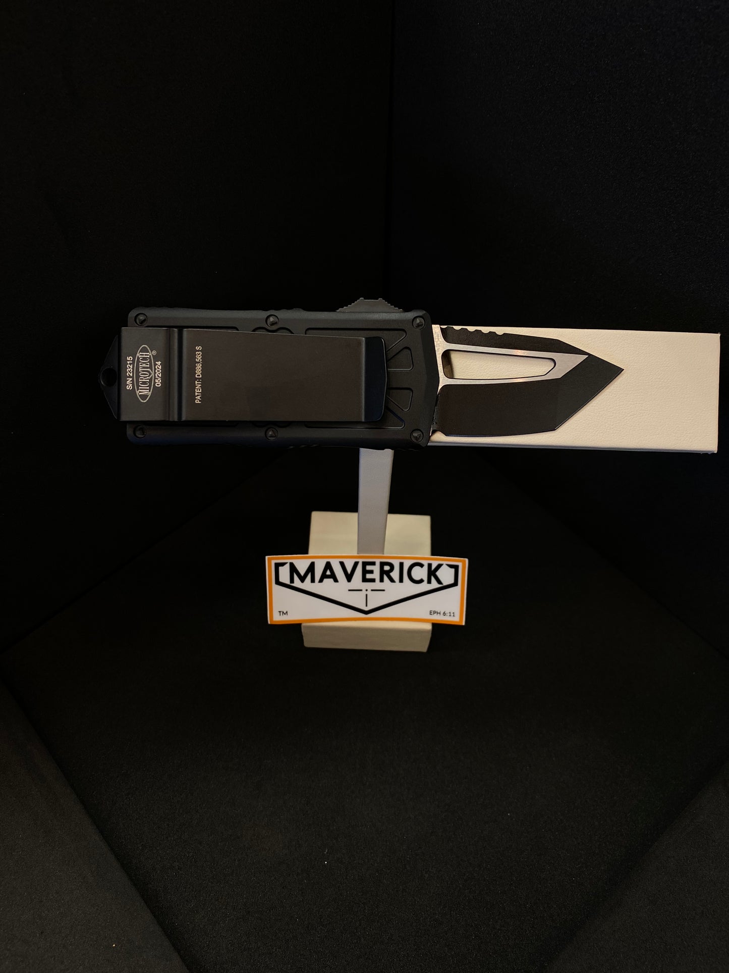 Microtech Exocet - Tanto Edge, Tactical Standard Blade, Black Handle