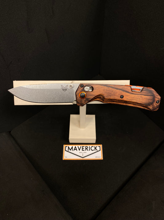 Benchmade Grizzly Creek - CPM-S30V Manual Open