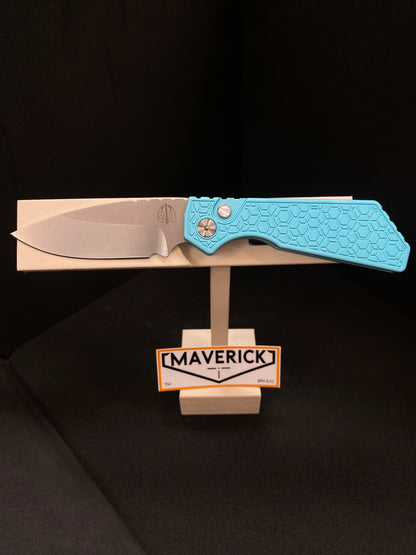 Pro-Tech Strider PT+ - Tiffany Blue Gridlock Handle, Stonewash Blade