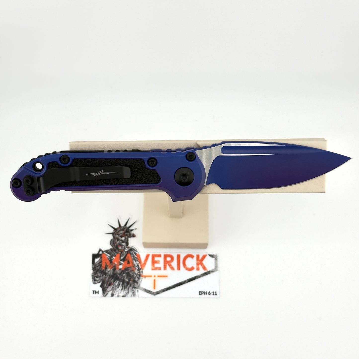 Microtech L.U.D.T Signature Series