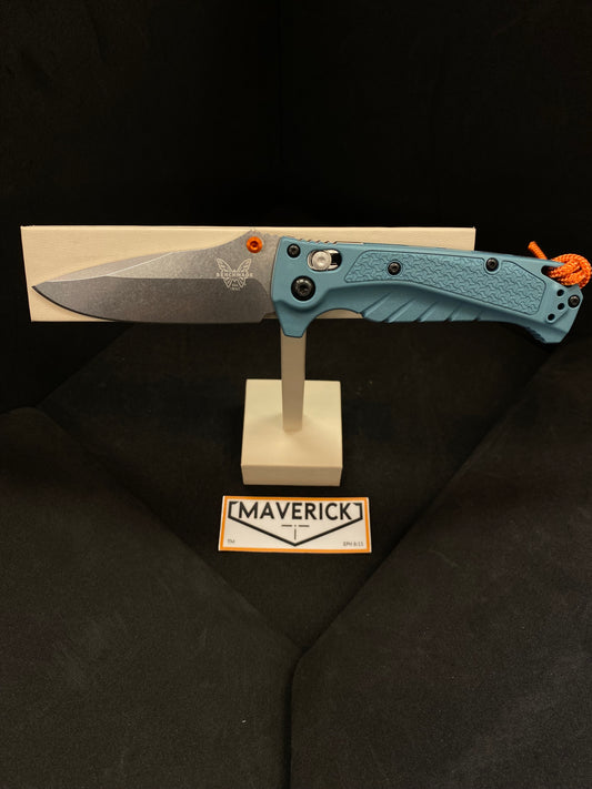 Benchmade Mini Adira - CPM-Magnacut Manual Open