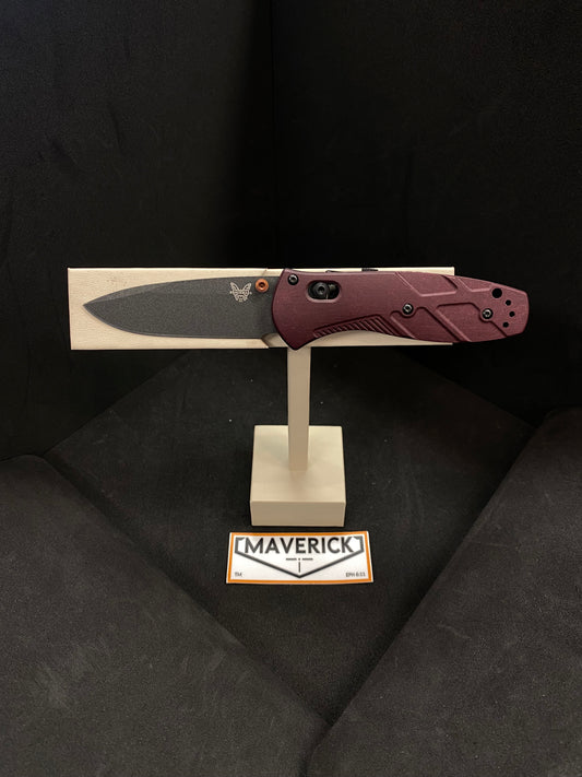 Benchmade Mini Barrage - CPM-S30V Assisted Open