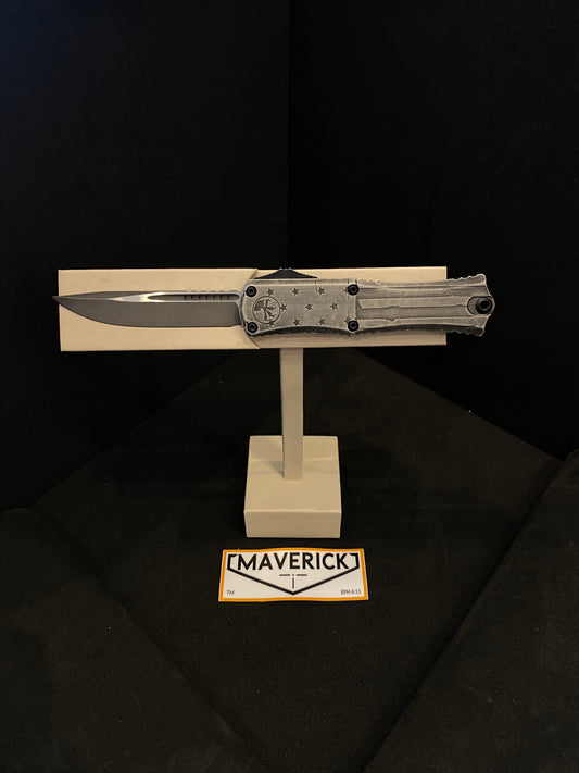 Microtech Hera II Mini - S/E Signature Series Dark Flag