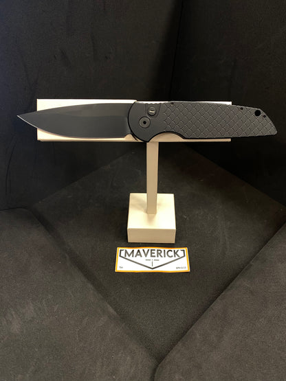 Pro-Tech TR-3 X1 Operator - Auto, Black Fish Scale Handle, Black 154CM Blade, Tritium Button