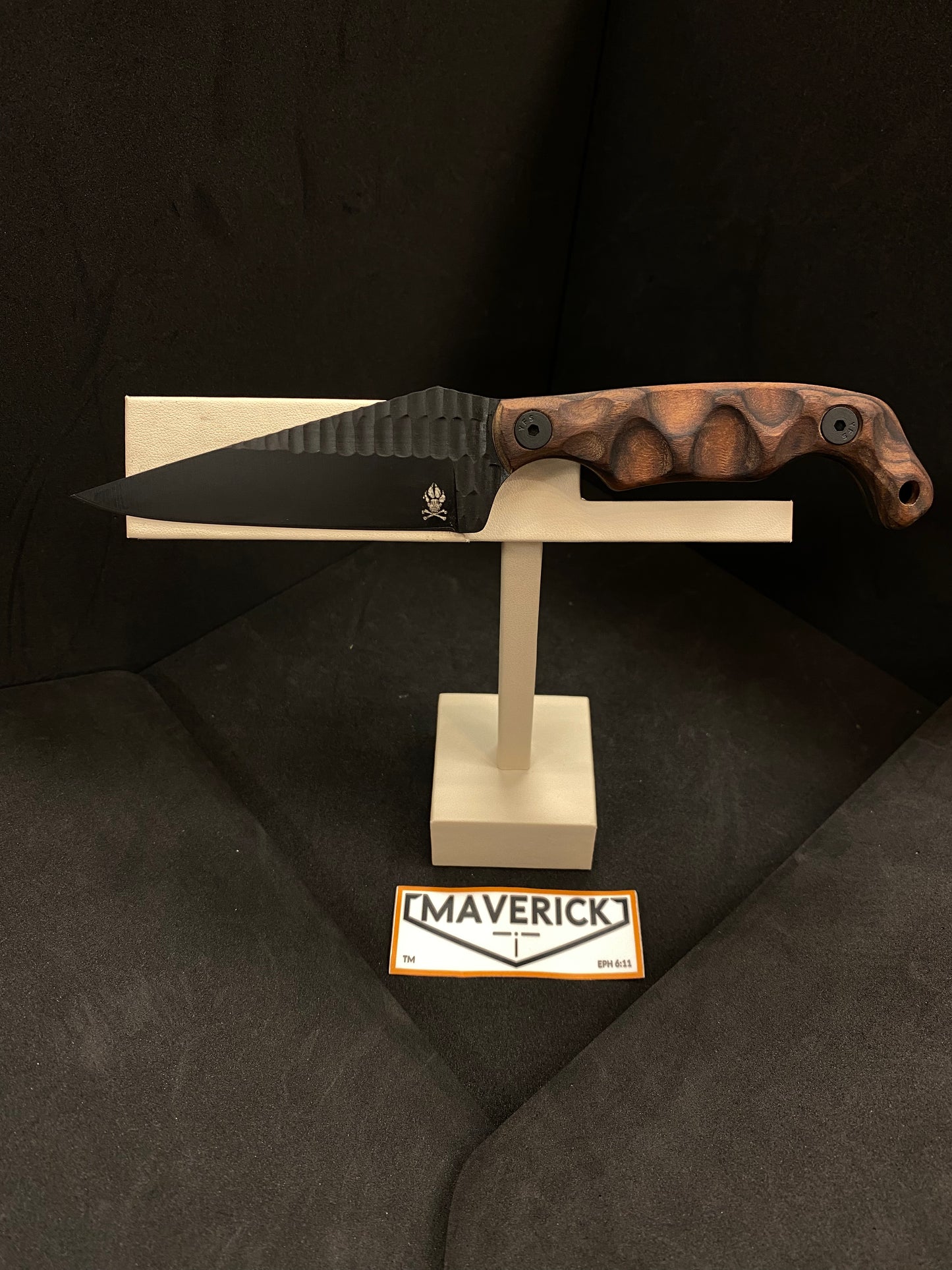 Stroup B5 - Wood Handle Black Cerakote Blade