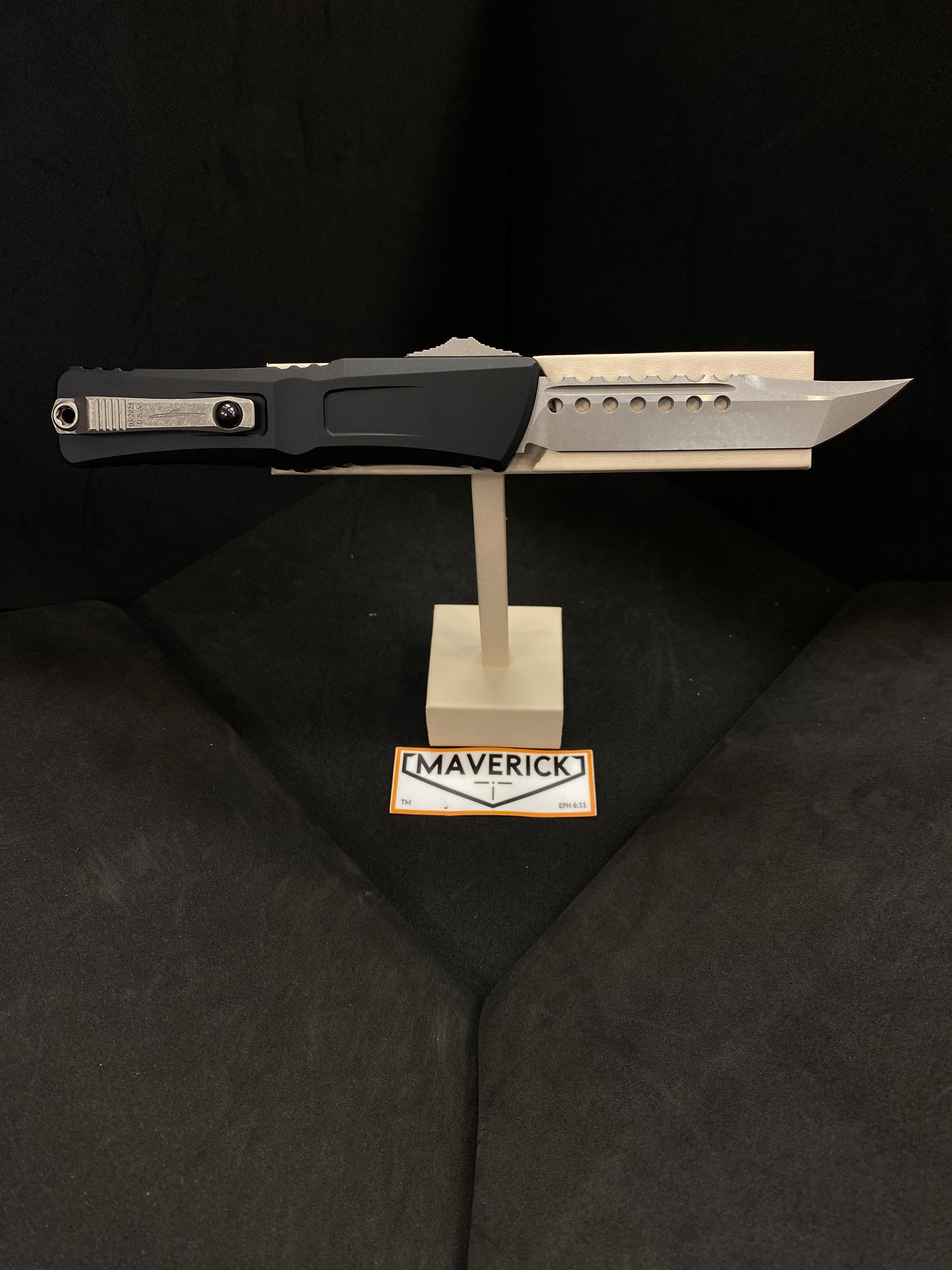Microtech Combat Troodon - Gen III Signature Series Hellhound Apocalyptic Standard Black Handle