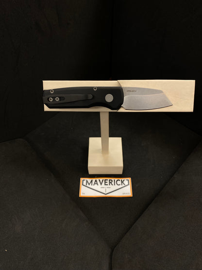 Pro-Tech Runt 5 - Smooth Black Handle, Stonewash Blade
