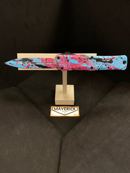 Microtech Combat Troodon - D/E Gen III Signature Series Light Blue/Pink Black Splatter