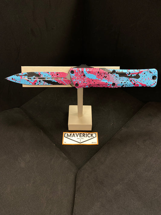 Microtech Combat Troodon - D/E Gen III Signature Series Light Blue/Pink Black Splatter