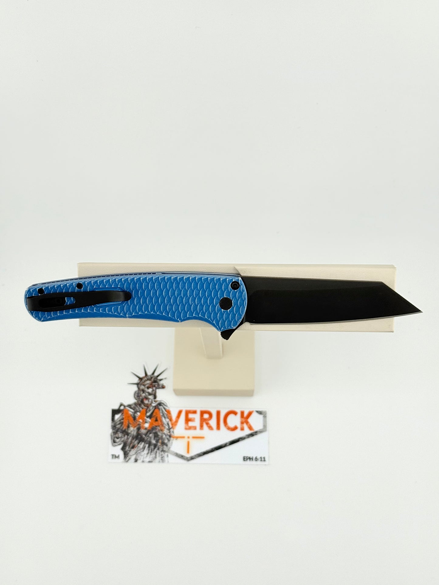Pro-Tech Malibu - Blue Battleworn 7075 Dragon Scale Handle, Black Lip Pearl Button, DLC Black Magnacut Reverse Tanto Blade
