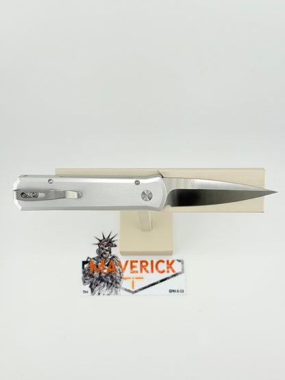 Pro-Tech Godson - Silver Handle with Crosscut Carbon Fiber Inlay, Black Lip Pearl Button