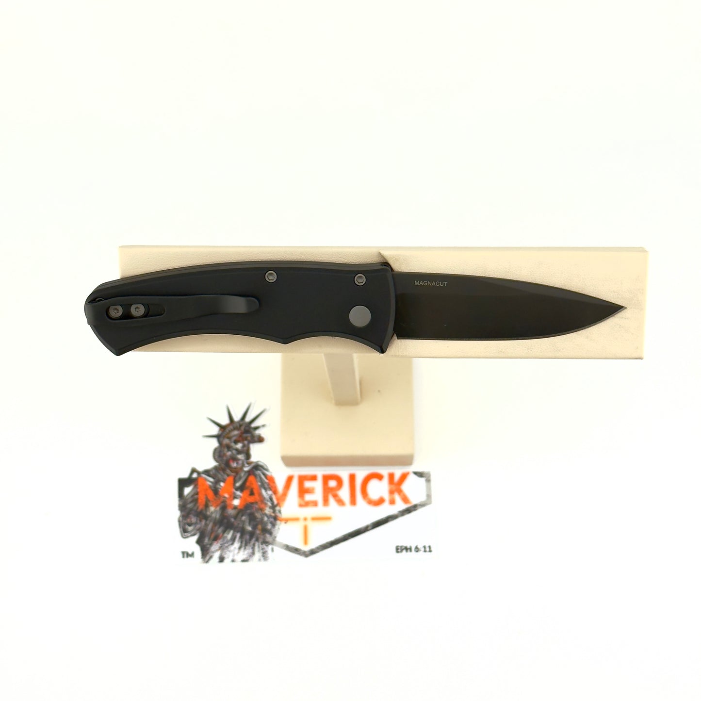 Pro-Tech Duke 2 - Black 6061 Aluminum Handle, DLC Black Magnacut Blade