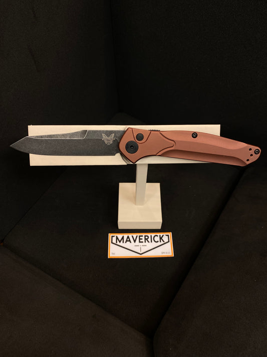 Benchmade Osborne Auto - CPM-MagnaCut Auto Open
