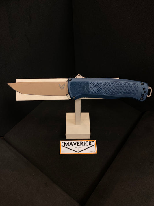 Benchmade Shootout - CPM-Cruwear Auto Open