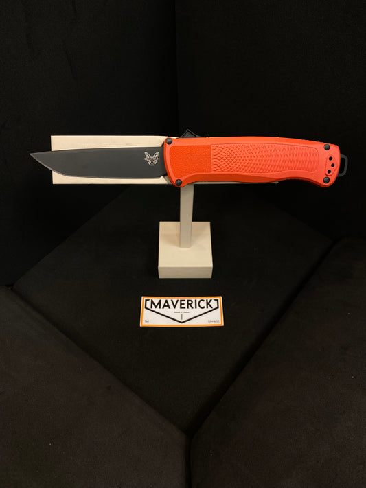Benchmade Shootout - CPM-Cruwear Auto Open