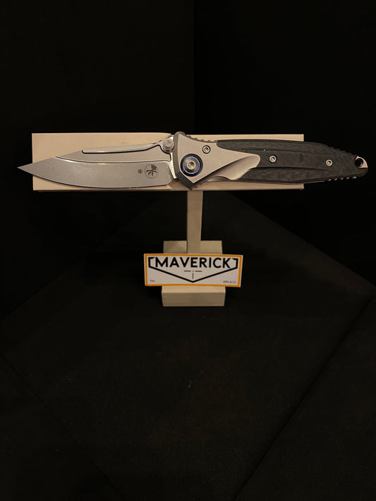 Microtech Socom Bravo Mini  - S/E Bead Blasted Standard Blade Blue Titanium Pivot Collar Carbon Fiber Scales Titanium Handle