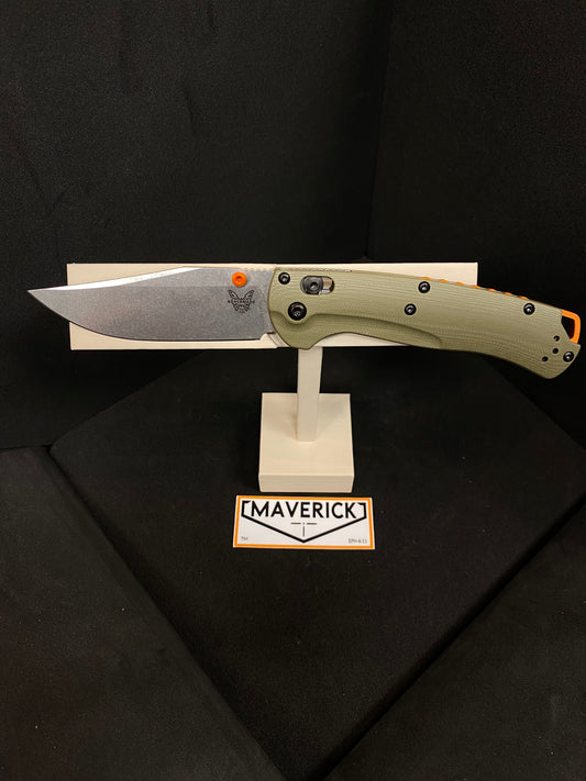 Benchmade Taggedout - CPM-S45VN Manual Open